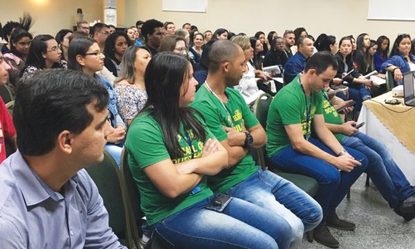 Sindicato faz reunião com Comerciários da Havan