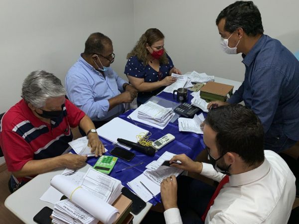 DIRETORIA DO SINDICATO DOS COMERCIÁRIOS DE MARÍLIA É REELEITA COM 99% DOS VOTOS